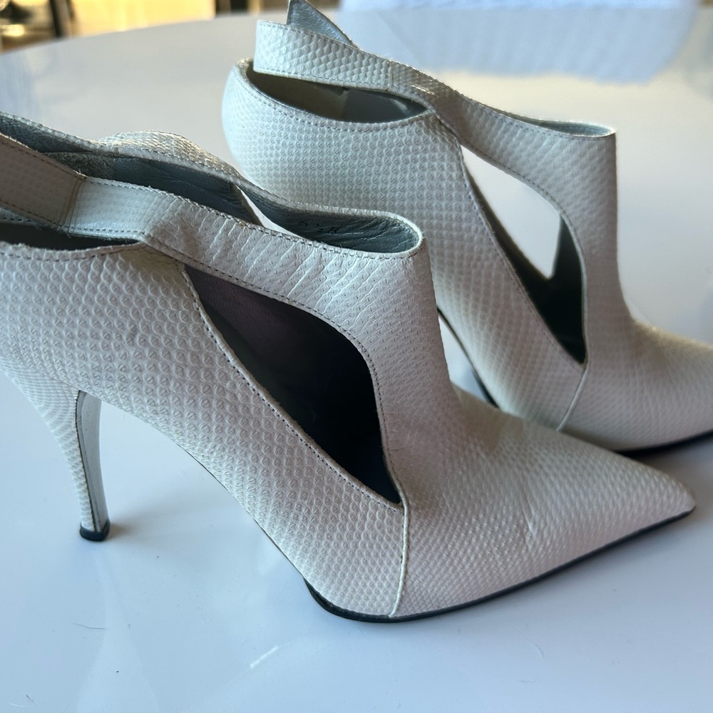 Gucci White Stiletto Heels with Cut-Out Design